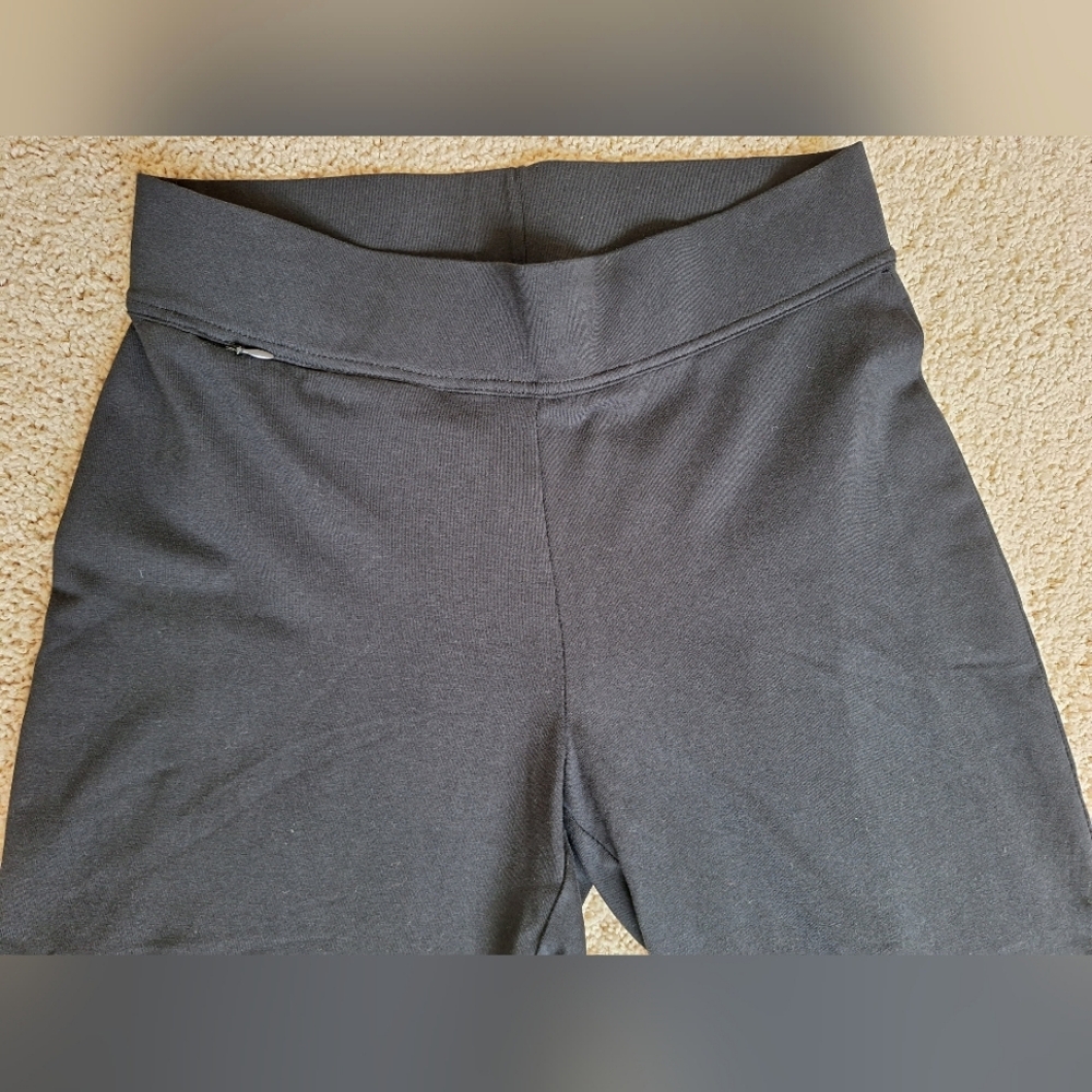 Lands End Women' Black Wide Leg Cropped Pull-on Athletic Pants - Size Medium - Picture 3 of 9